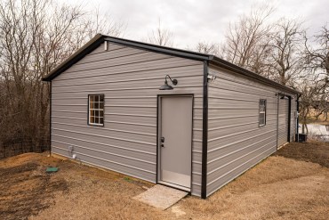 22x40 Vertical Roof Metal Garage