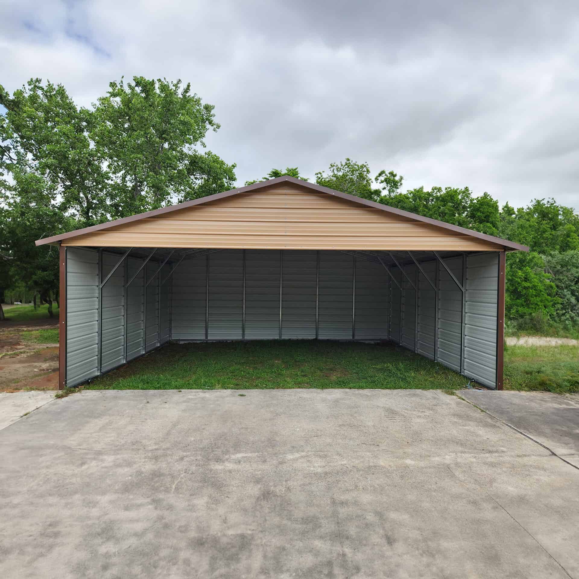 24x20 Boxed Eave Roof Carport - Alan's Factory Outlet