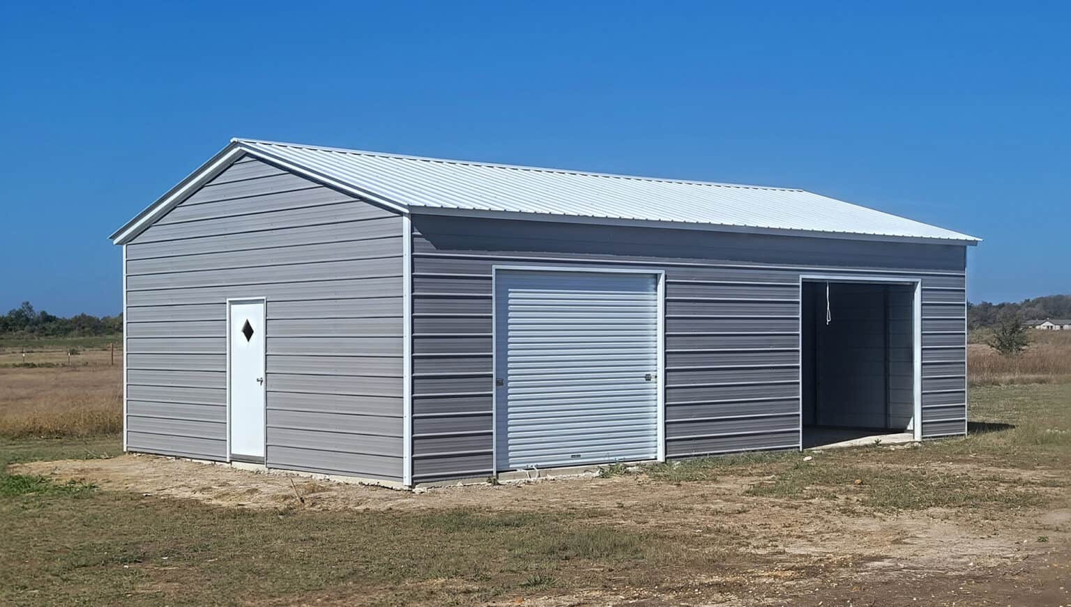 24x40 Vertical Roof Metal Building Florida - Alan's Factory Outlet