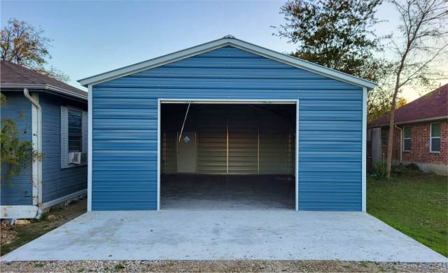 20x30 Vertical Roof Metal Garage North