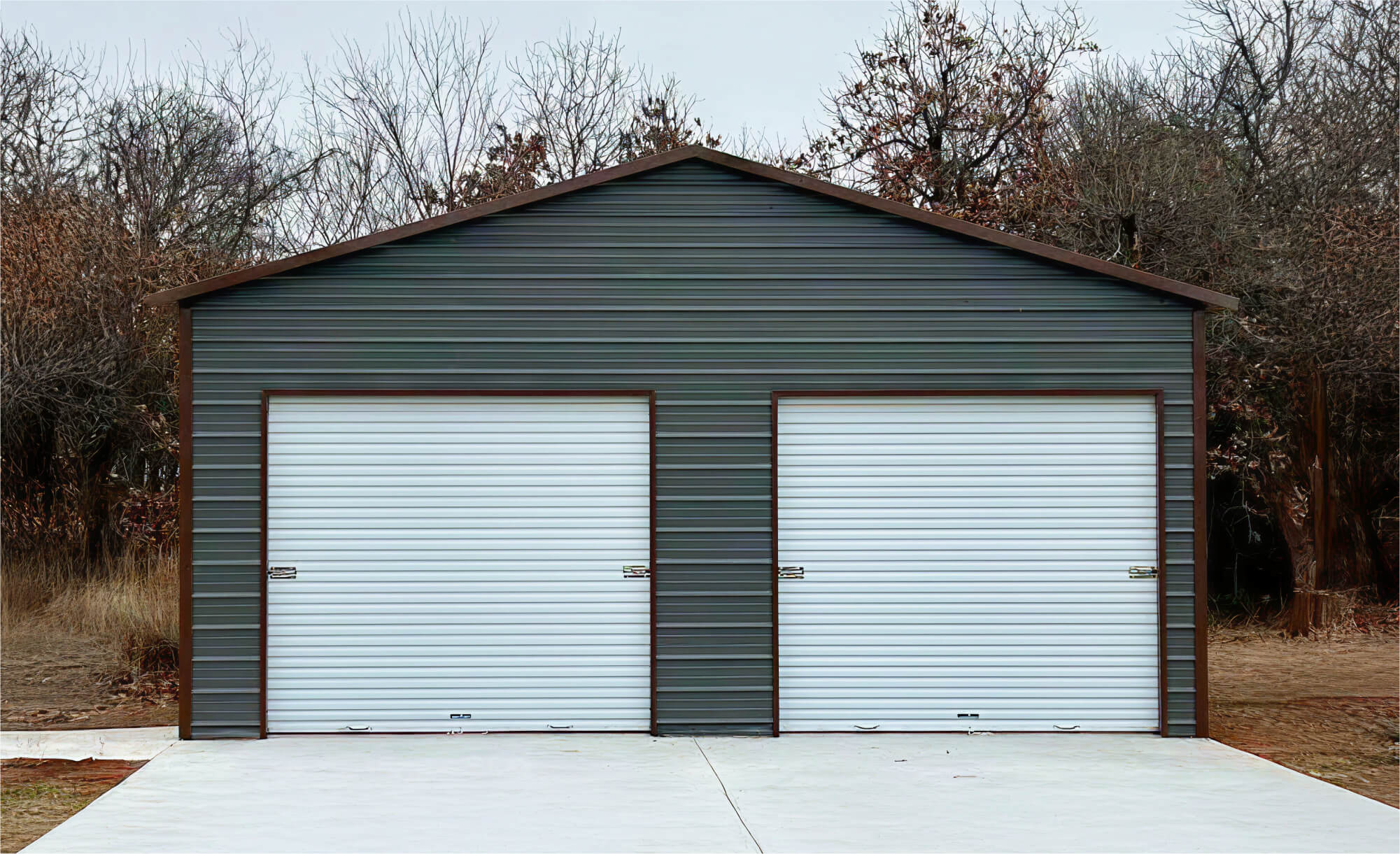 24x30 Boxed Eave Style Metal Garage