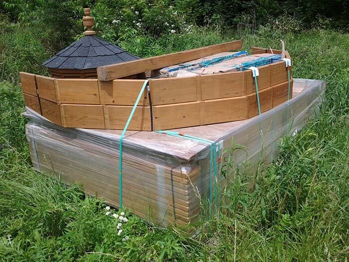 amish-made-gazebo-kit-on-pallet