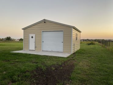 <strong>Metal Building vs. Pole Barn: Which Is Right for You?</strong>