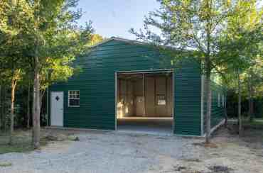 30x40 Vertical Roof Metal Garage Florida